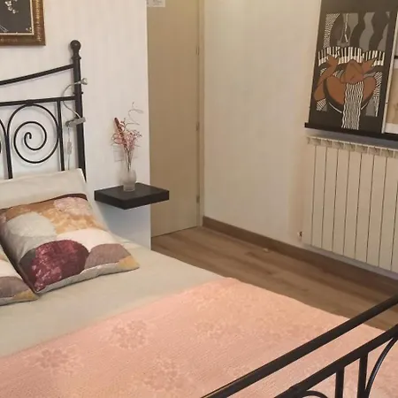 La Casa De Uat01610 *